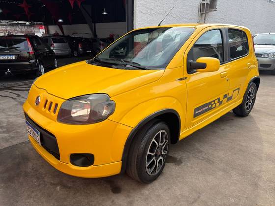 FIAT UNO 1.4 EVO SPORTING 8V FLEX 4P MANUAL FIAT UNO 1.4 EVO SPORTING 8V FLEX 4P MANUAL